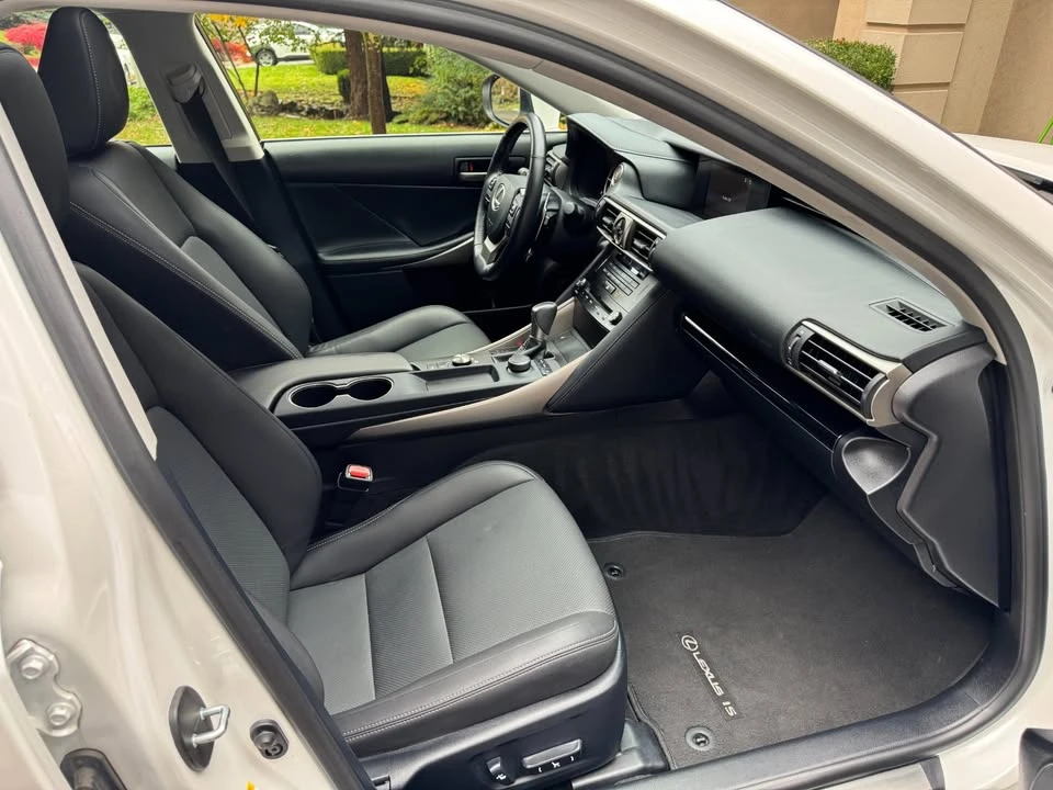 2017 Lexus IS 3rd Gen - Image 14 of 19