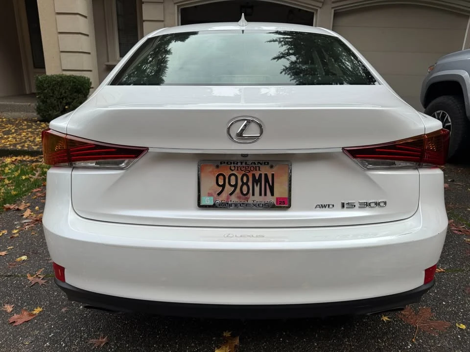 2017 Lexus IS 3rd Gen - Image 5 of 19