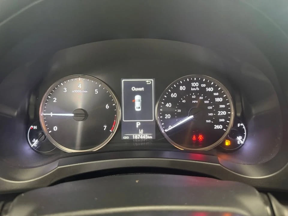 2017 Lexus IS 3rd Gen - Image 18 of 20