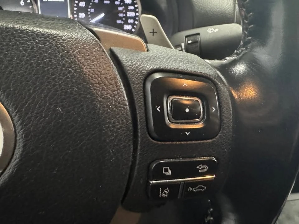 2017 Lexus IS 3rd Gen - Image 17 of 20
