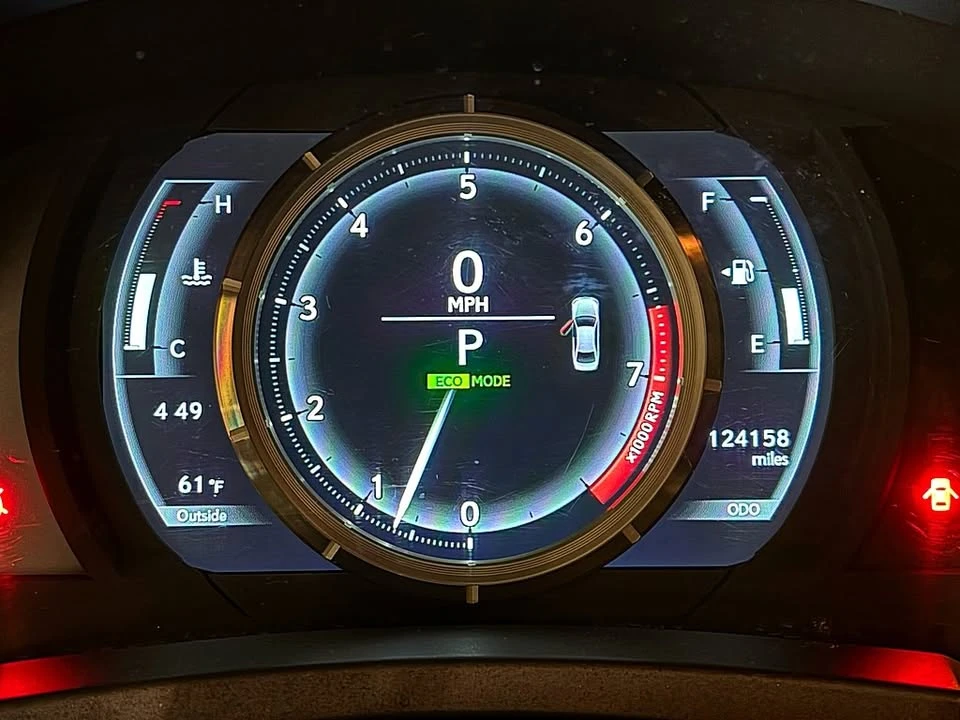 2017 Lexus IS 3rd Gen - Image 13 of 20