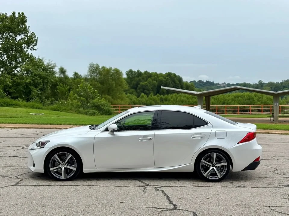 2017 Lexus IS 3rd Gen - Image 9 of 18