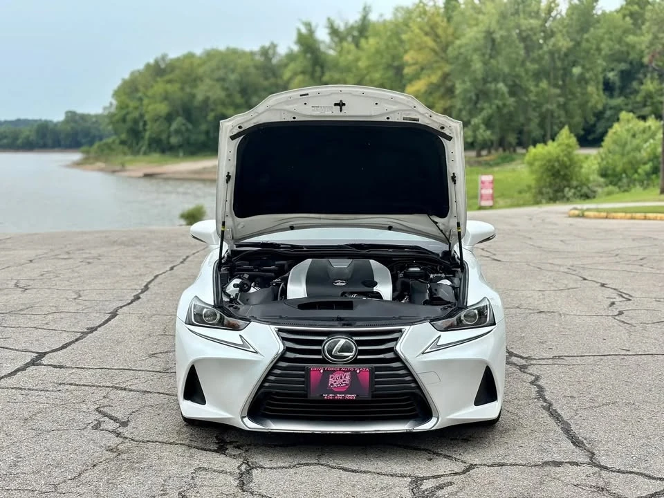 2017 Lexus IS 3rd Gen - Image 10 of 18
