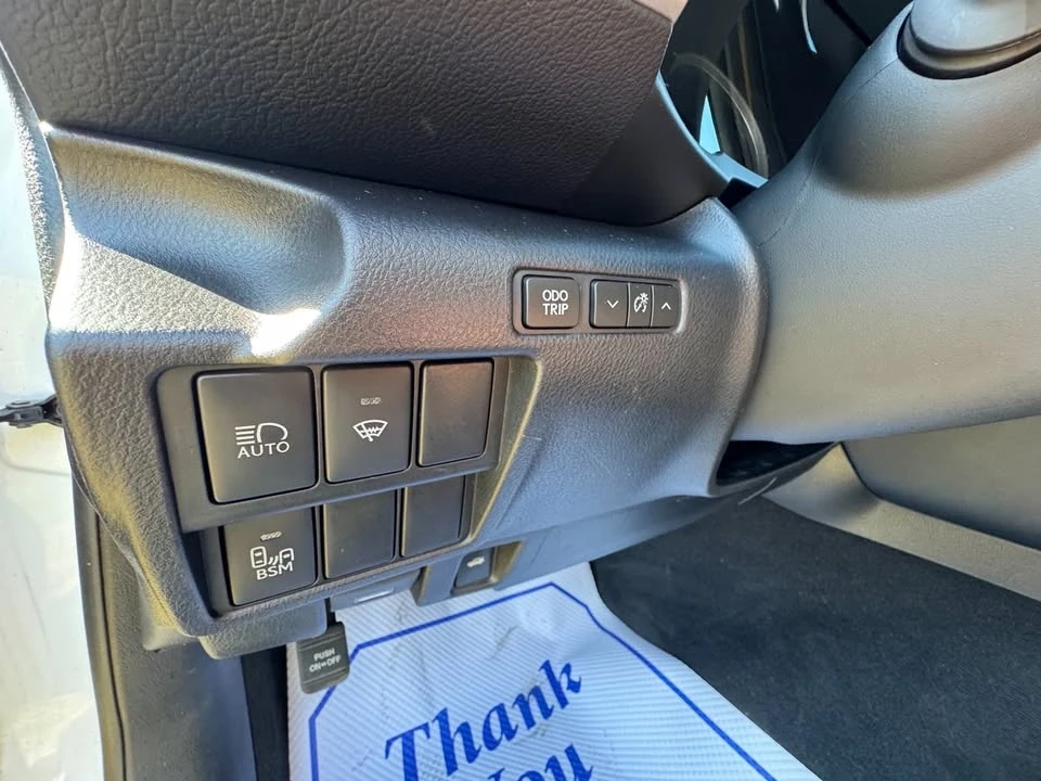 2017 Lexus IS 3rd Gen - Image 11 of 15