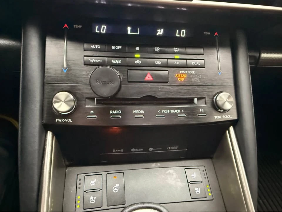 2017 Lexus IS 3rd Gen - Image 18 of 19