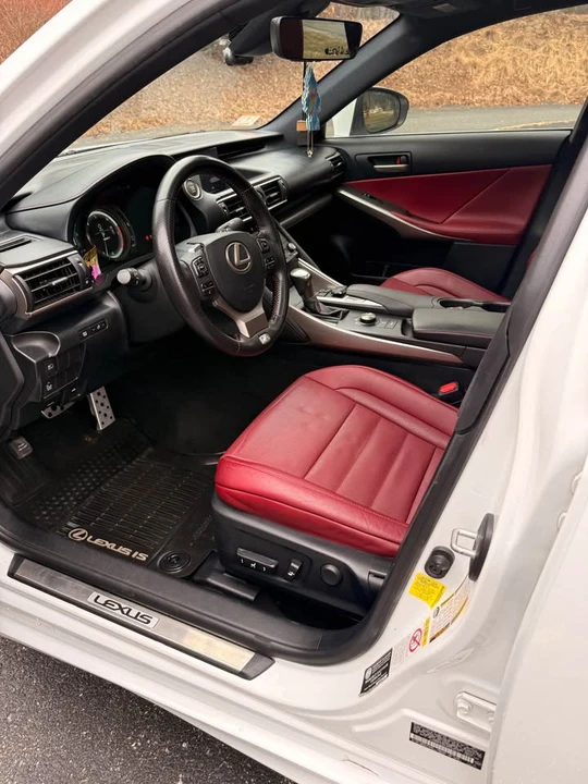 2017 Lexus IS 3rd Gen - Image 8 of 19