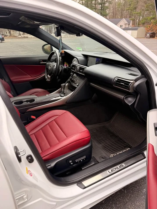 2017 Lexus IS 3rd Gen - Image 9 of 19