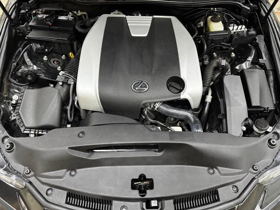 2017 Lexus IS 3rd Gen - Image 12 of 15