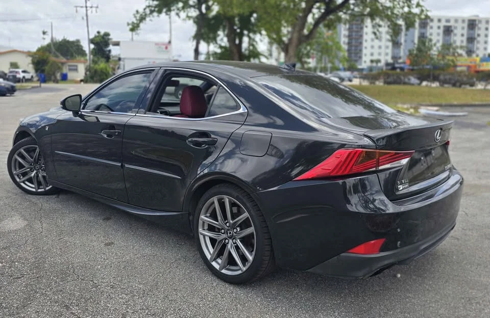 2017 Lexus IS 3rd Gen - Image 5 of 11