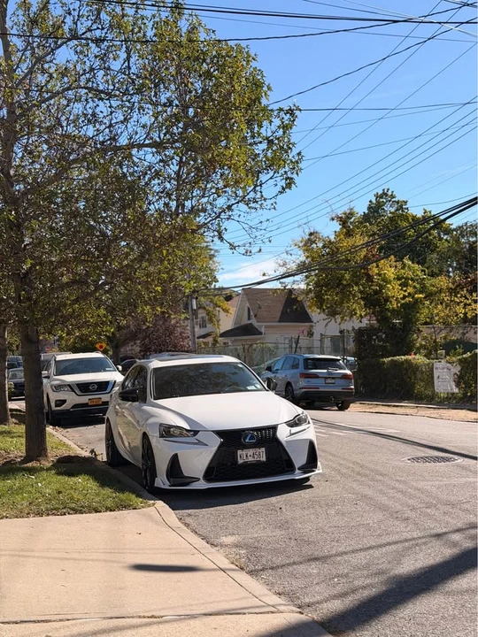 2017 Lexus IS 3rd Gen - Image 6 of 17