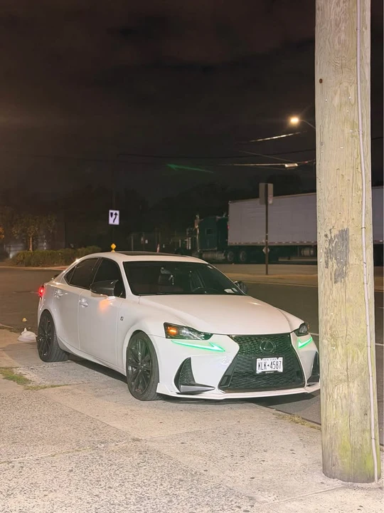 2017 Lexus IS 3rd Gen - Image 4 of 17