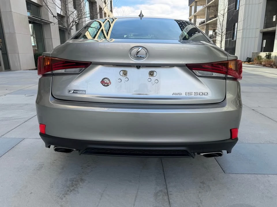 2017 Lexus IS 3rd Gen - Image 8 of 19