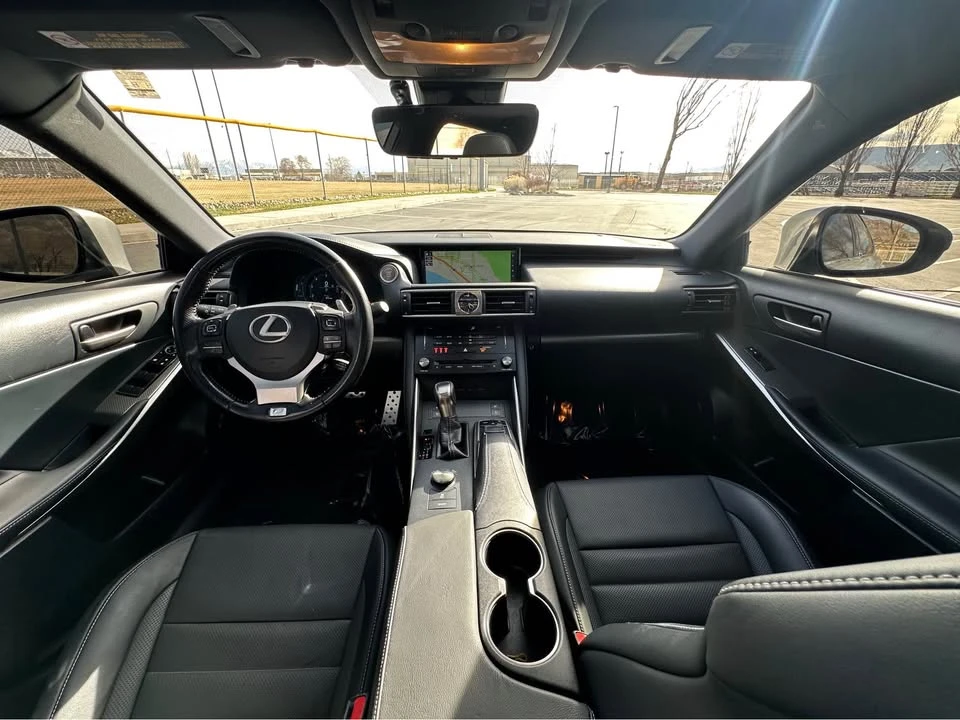 2017 Lexus IS 3rd Gen - Image 18 of 19