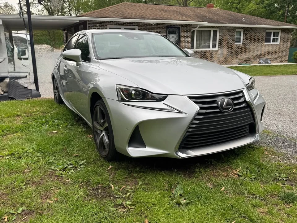 2017 Lexus IS 3rd Gen - Image 4 of 15