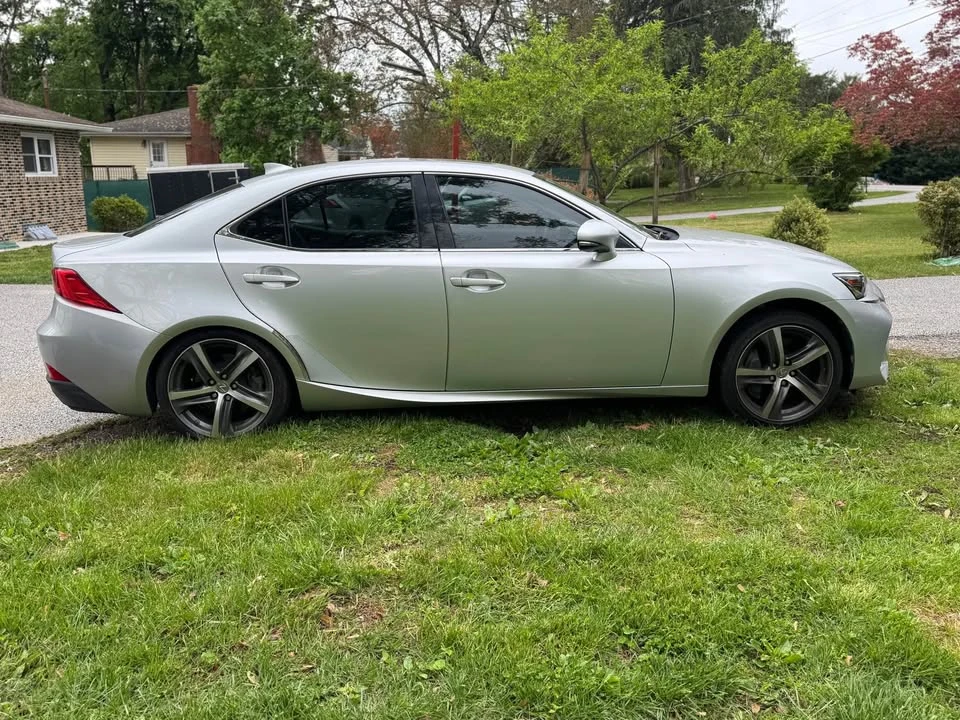 2017 Lexus IS 3rd Gen - Image 5 of 15