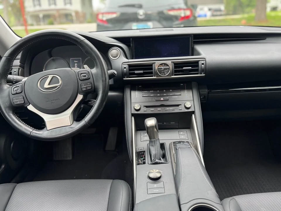 2017 Lexus IS 3rd Gen - Image 12 of 15