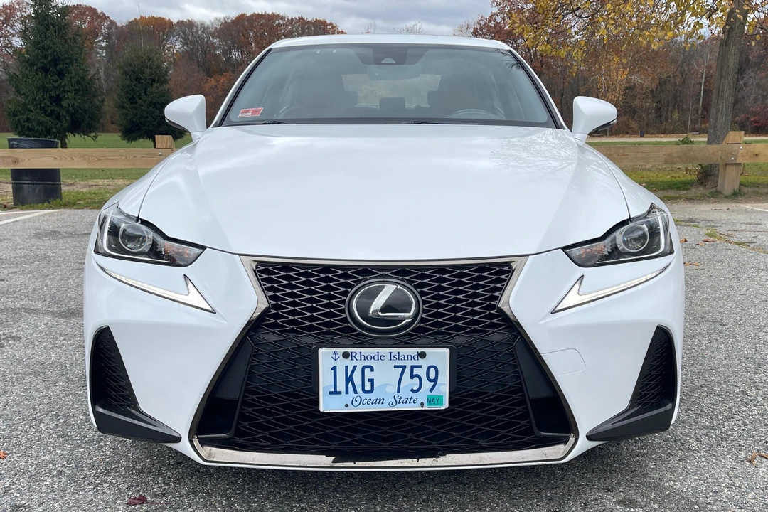 2017 Lexus IS 3rd Gen - Image 2 of 31