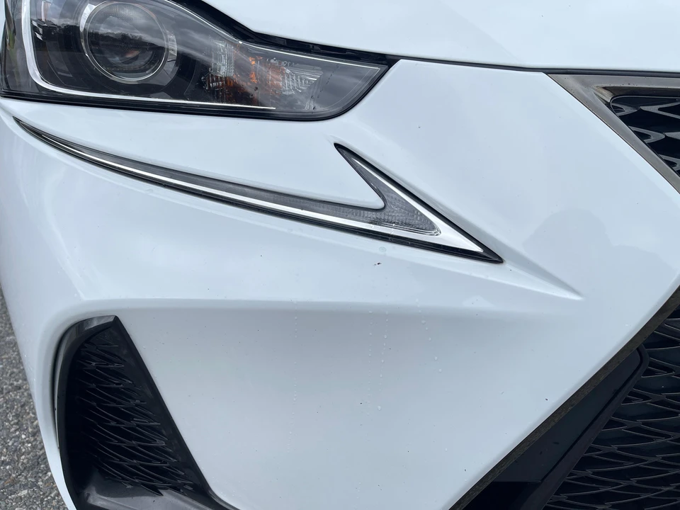 2017 Lexus IS 3rd Gen - Image 21 of 31