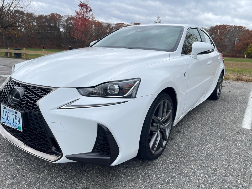 2017 Lexus IS 3rd Gen - Image 10 of 31