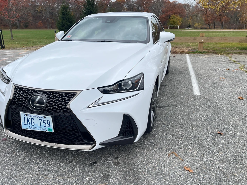 2017 Lexus IS 3rd Gen - Image 9 of 31