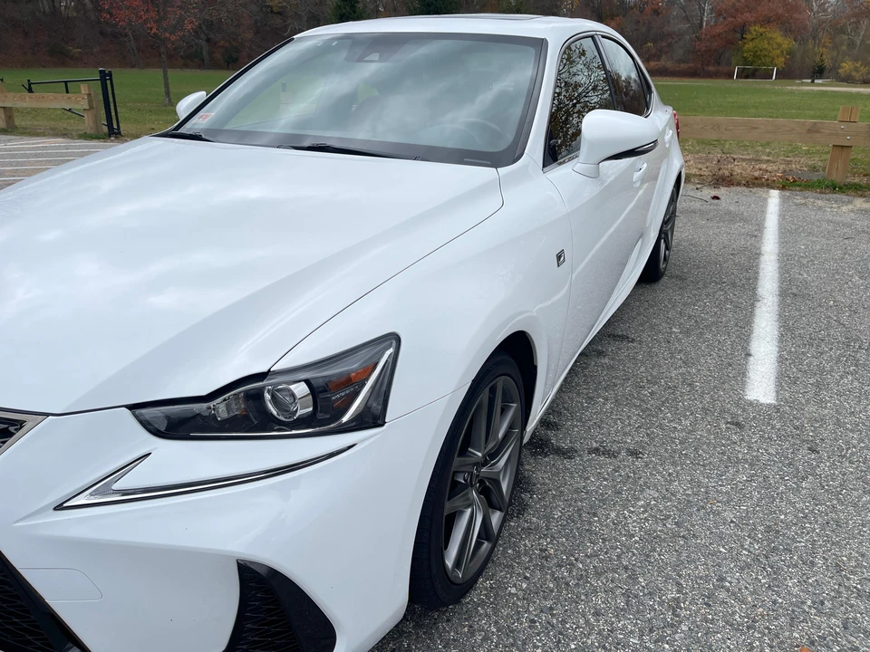 2017 Lexus IS 3rd Gen - Image 24 of 31