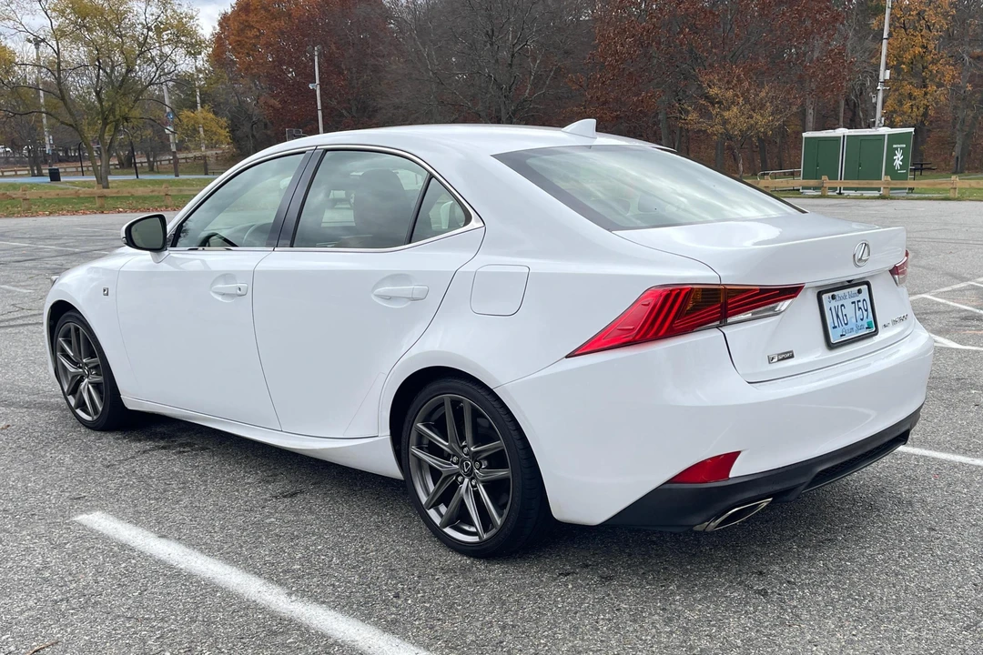 2017 Lexus IS 3rd Gen - Image 4 of 31