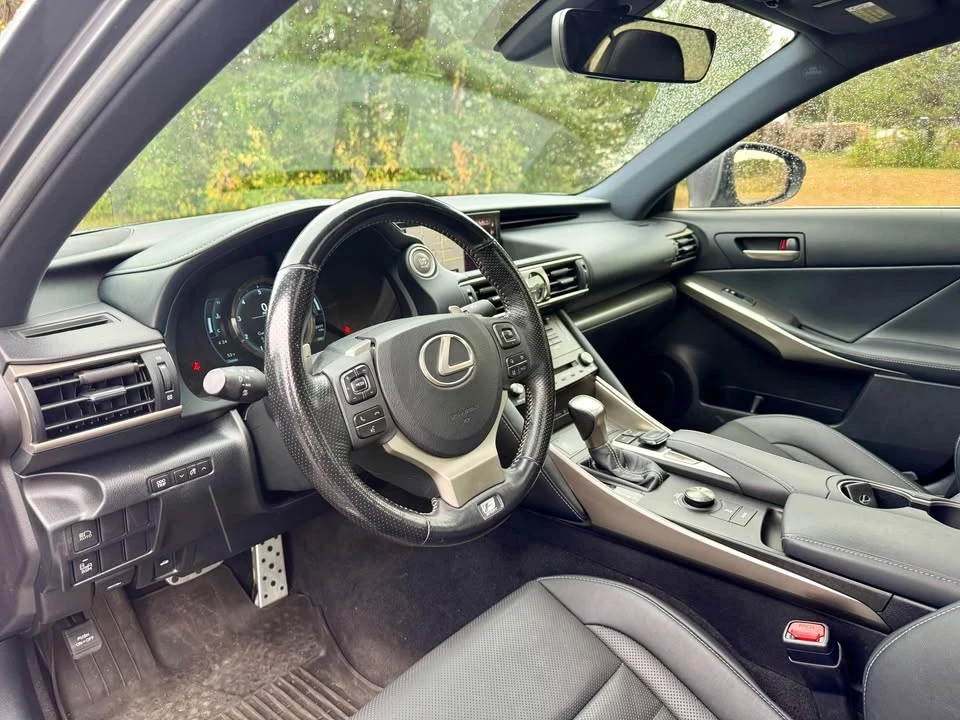 2017 Lexus IS 3rd Gen - Image 6 of 20