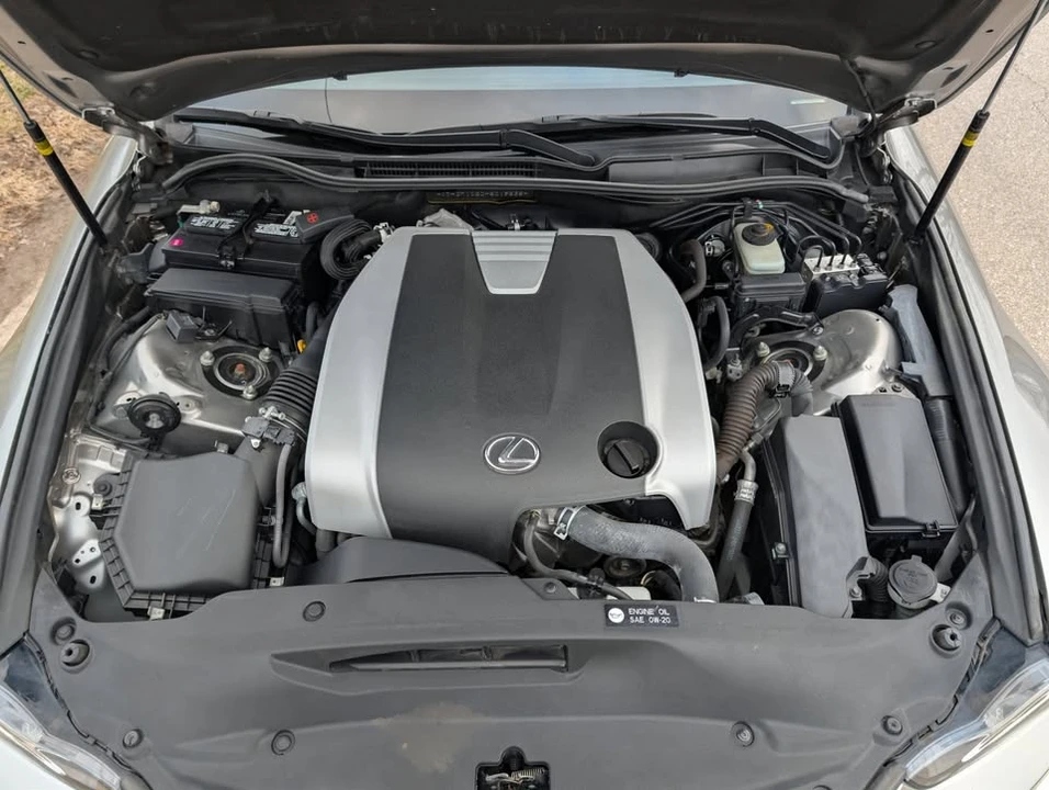2017 Lexus IS 3rd Gen - Image 18 of 20
