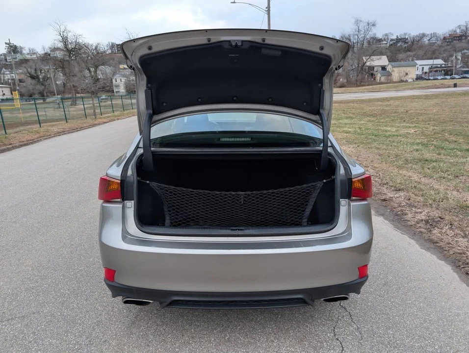 2017 Lexus IS 3rd Gen - Image 14 of 20