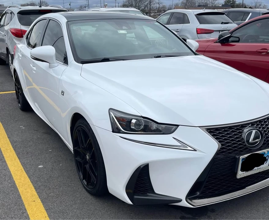 2017 Lexus IS 3rd Gen - Image 4 of 19