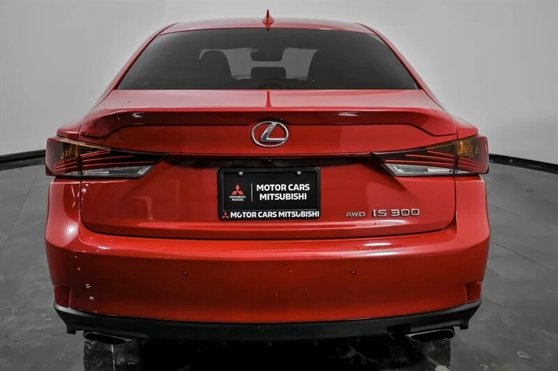 2017 Lexus IS 3rd Gen - Image 9 of 12