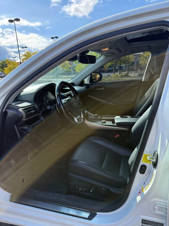 2017 Lexus IS 3rd Gen - Image 9 of 20