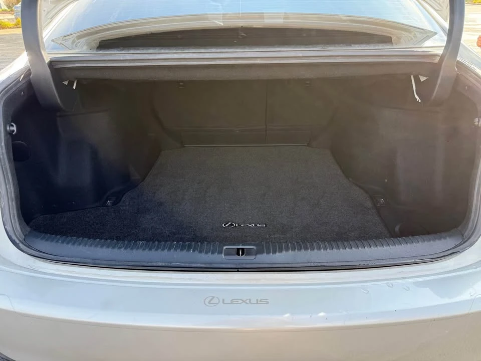 2017 Lexus IS 3rd Gen - Image 15 of 20