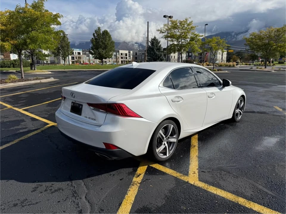 2017 Lexus IS 3rd Gen - Image 5 of 20