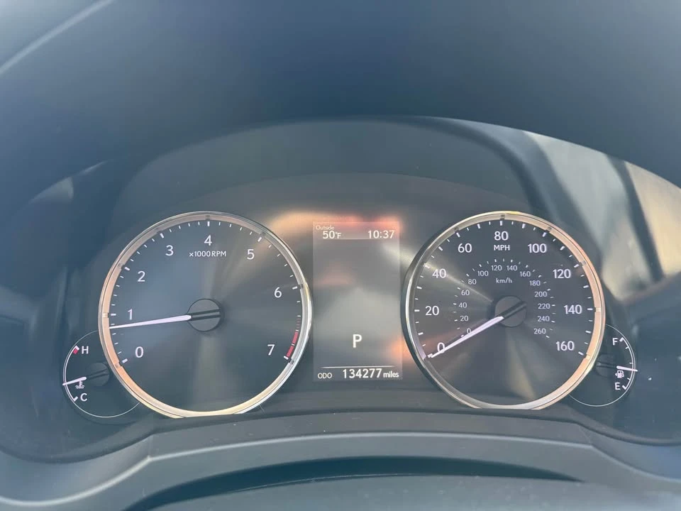 2017 Lexus IS 3rd Gen - Image 19 of 20