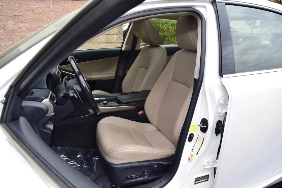 2017 Lexus IS 3rd Gen - Image 9 of 10