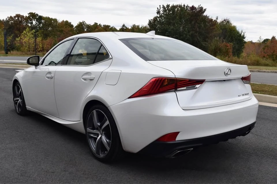 2017 Lexus IS 3rd Gen - Image 4 of 10