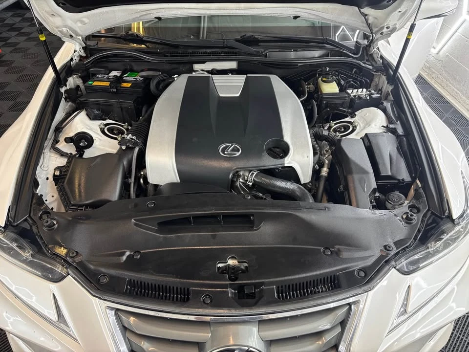 2017 Lexus IS 3rd Gen - Image 17 of 20