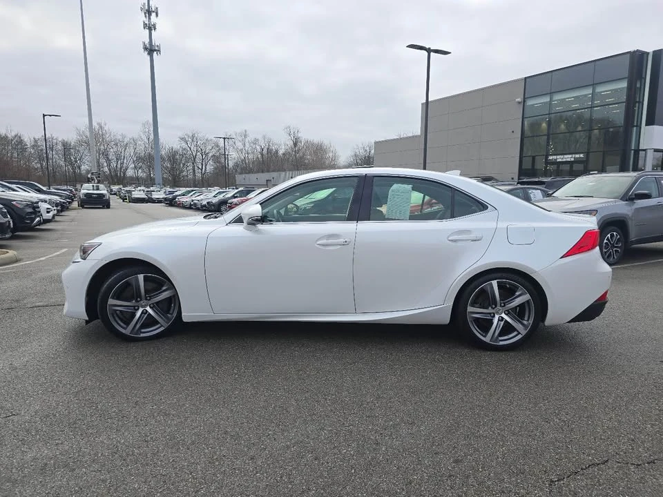 2017 Lexus IS 3rd Gen - Image 4 of 16