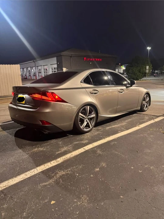 2017 Lexus IS 3rd Gen - Image 5 of 12