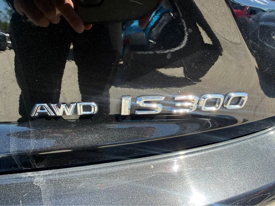 2017 Lexus IS 3rd Gen - Image 10 of 20