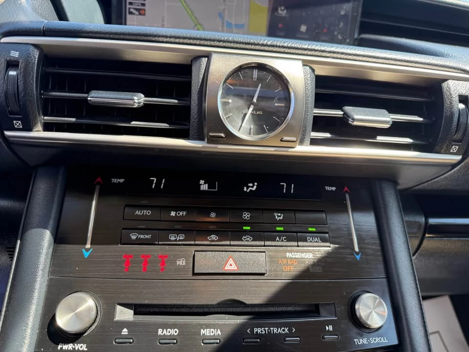2017 Lexus IS 3rd Gen - Image 18 of 20
