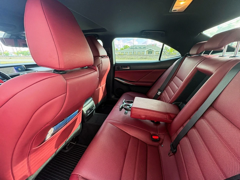 2017 Lexus IS 3rd Gen - Image 20 of 21