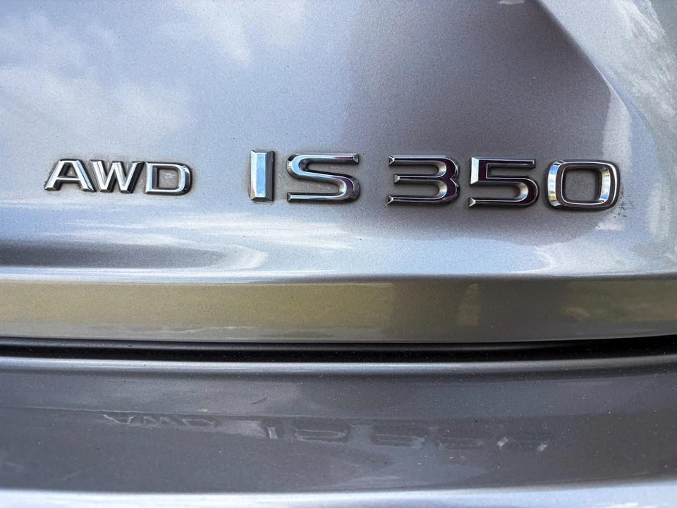 2017 Lexus IS 3rd Gen - Image 8 of 21