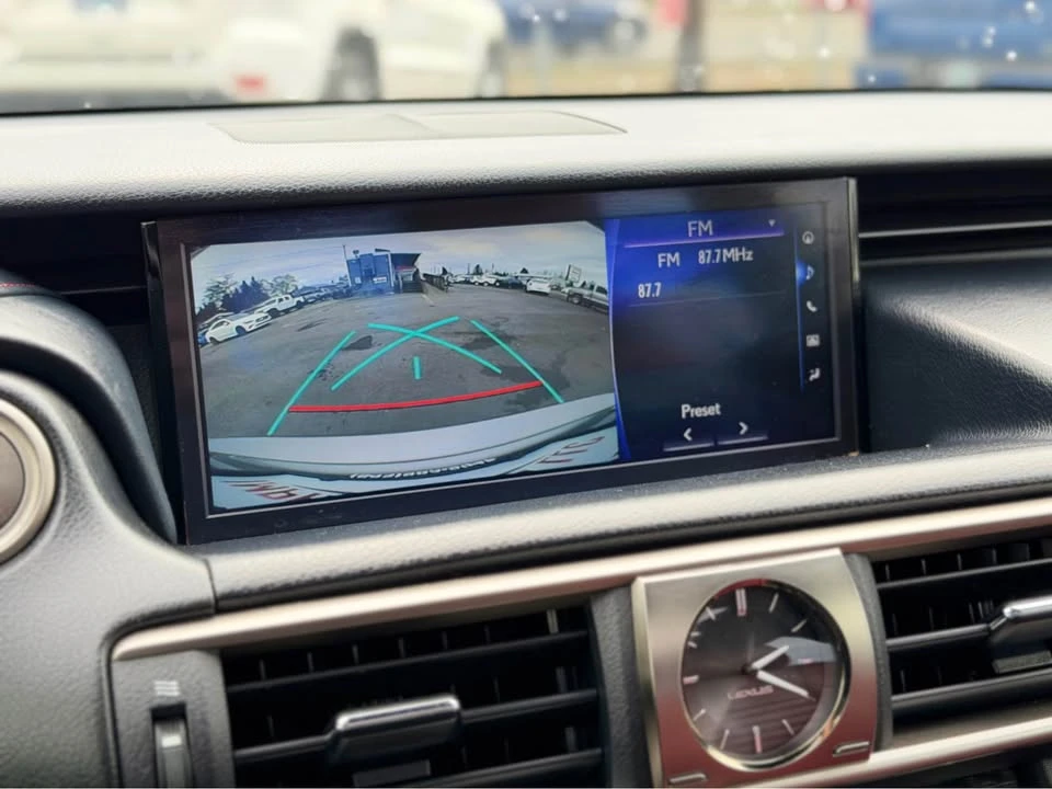 2017 Lexus IS 3rd Gen - Image 20 of 21