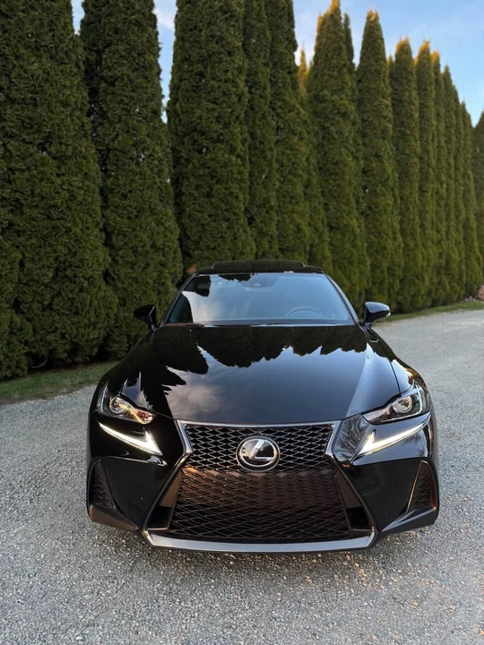 2017 Lexus IS 3rd Gen - Image 4 of 20