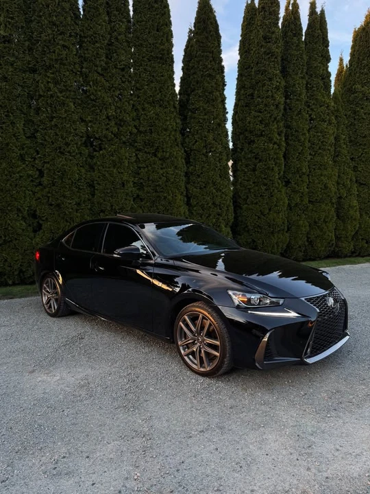 2017 Lexus IS 3rd Gen - Image 5 of 20