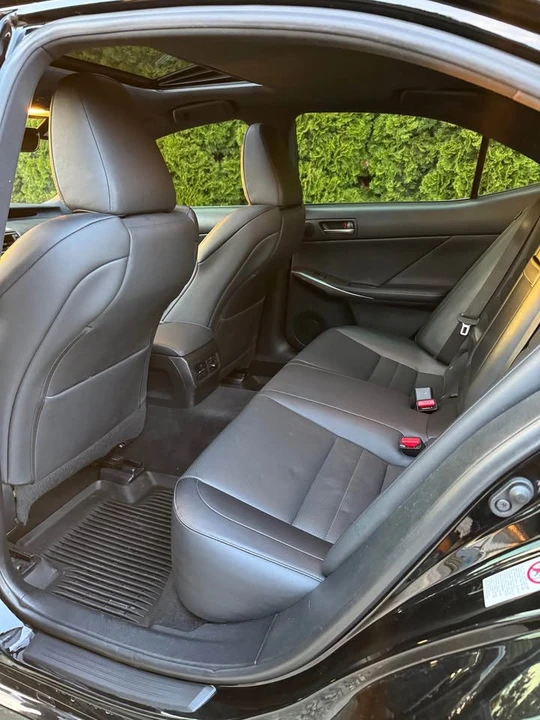 2017 Lexus IS 3rd Gen - Image 15 of 20