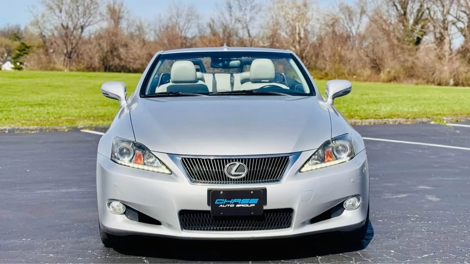 2017 Lexus IS 2nd Gen - Image 3 of 17