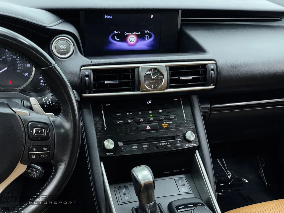 2017 Lexus IS 3rd Gen - Image 22 of 31
